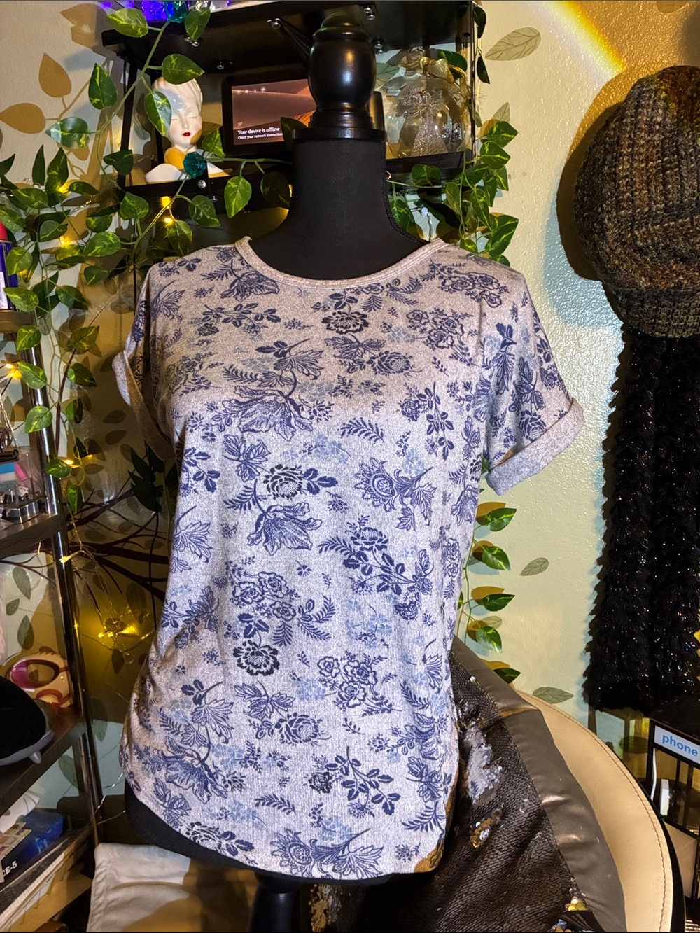 #748| (S/CH) Lucky🍀Brand Women's Shrt Sleeve Floral Top butter soft blue on grey